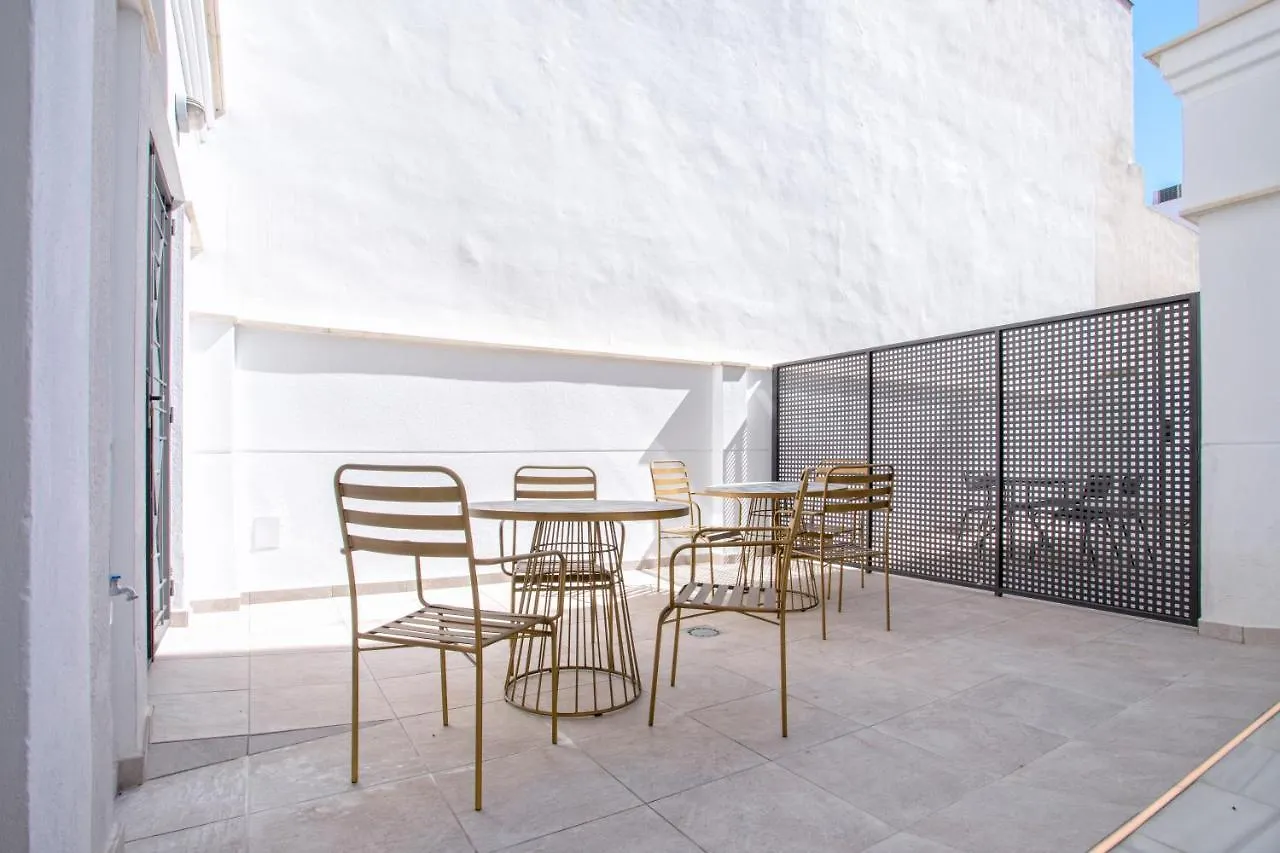 Malaga Rivas 34 Suites Homes